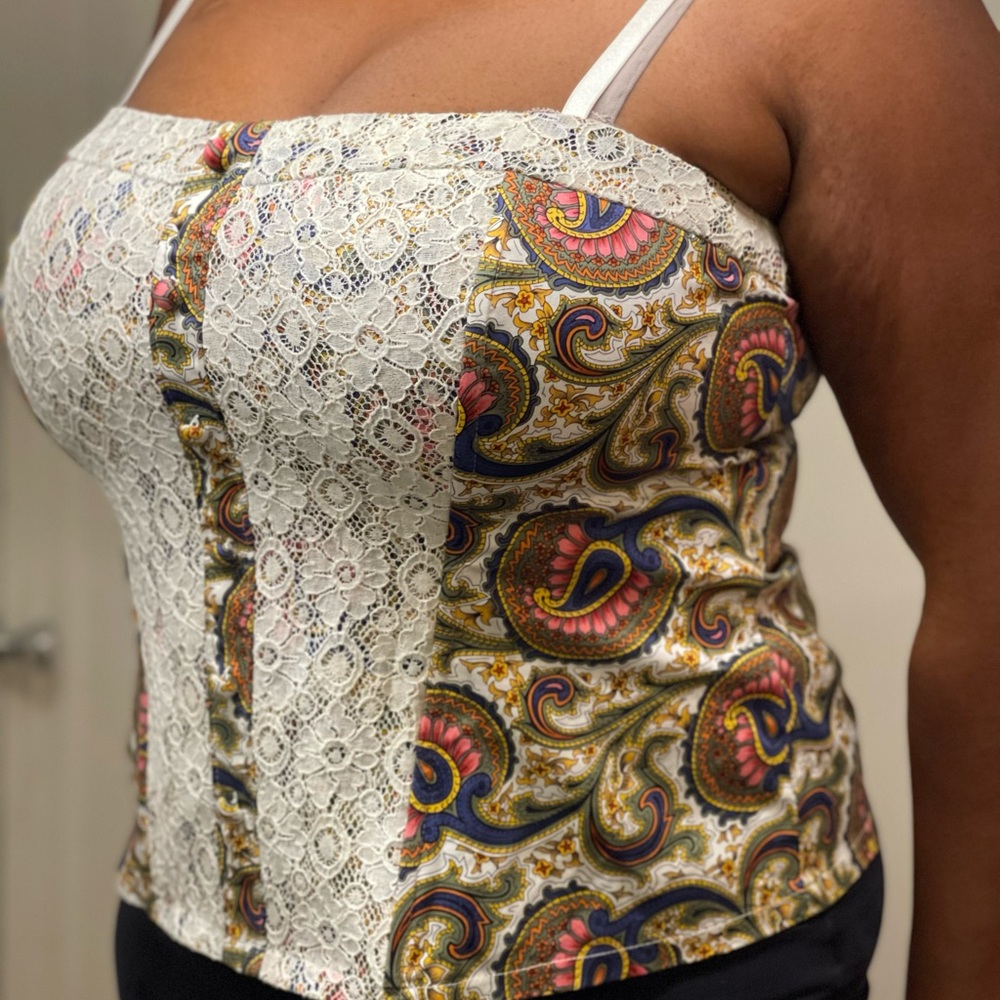 Torrid corset style paisley top (size 1)